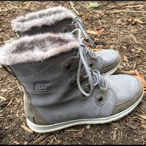Sorel Women’s Explorer Joan Boots